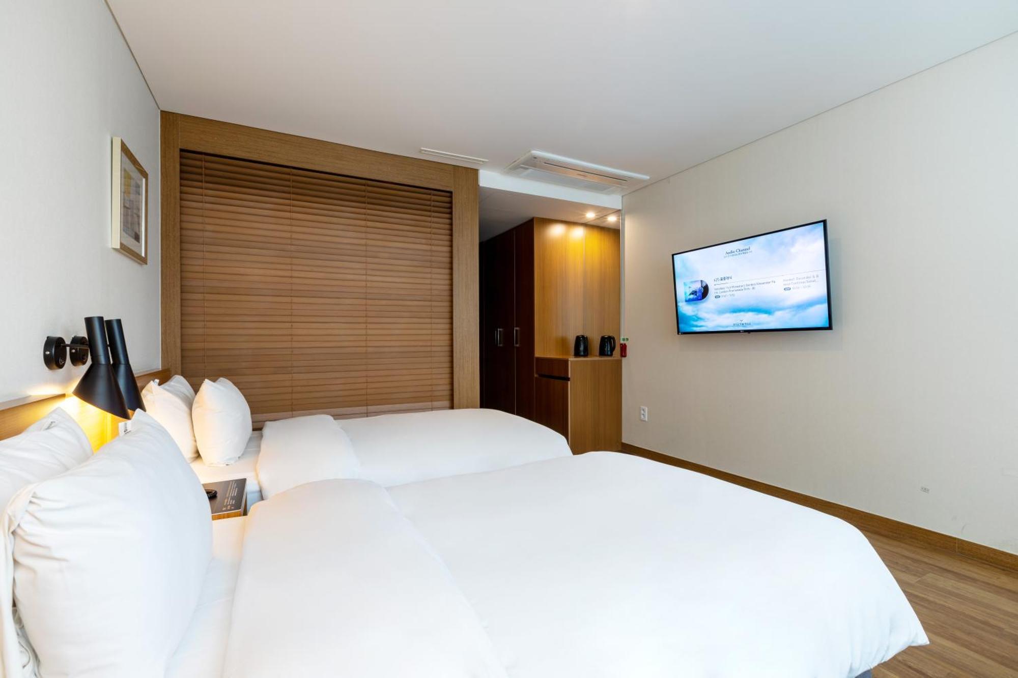Mate Hotel Паджу Екстериор снимка
