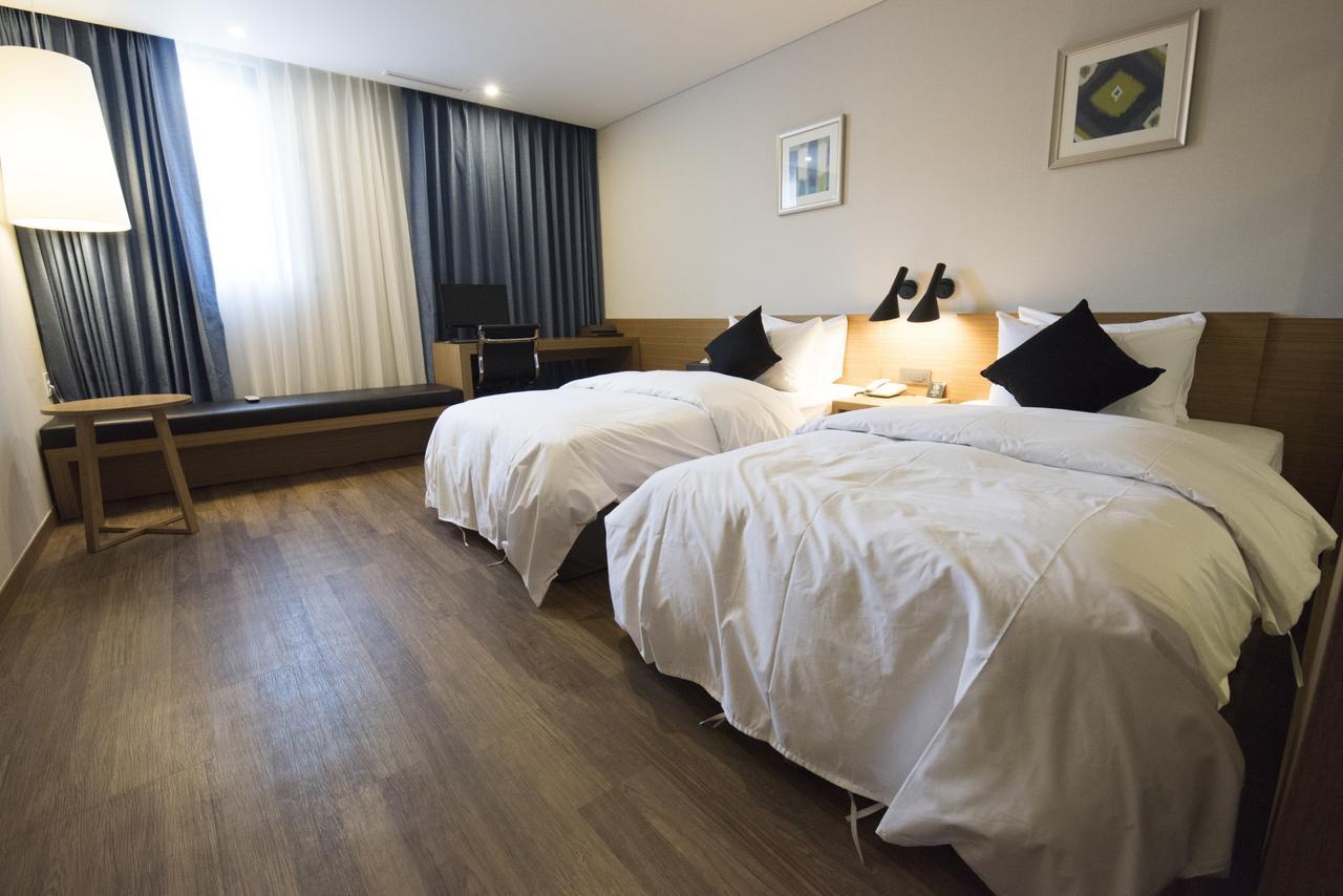 Mate Hotel Паджу Екстериор снимка