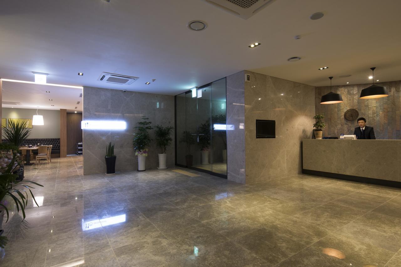 Mate Hotel Паджу Екстериор снимка